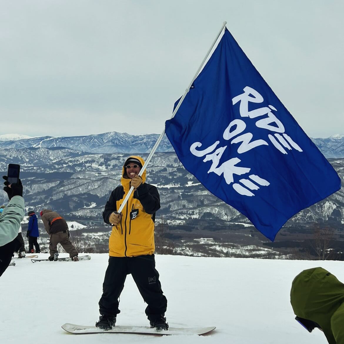 RIDE ON JAKE 🖕🏾❤️‍🔥🏔️⚡️
burtonjapan 
burton 
#rideonjake