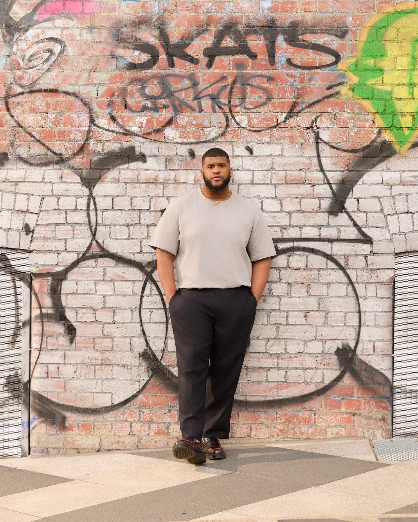 Sometimes the best statement is keeping it simple.

#bigandtall #johnnybigg #menswear #fashion #style #streetstyle