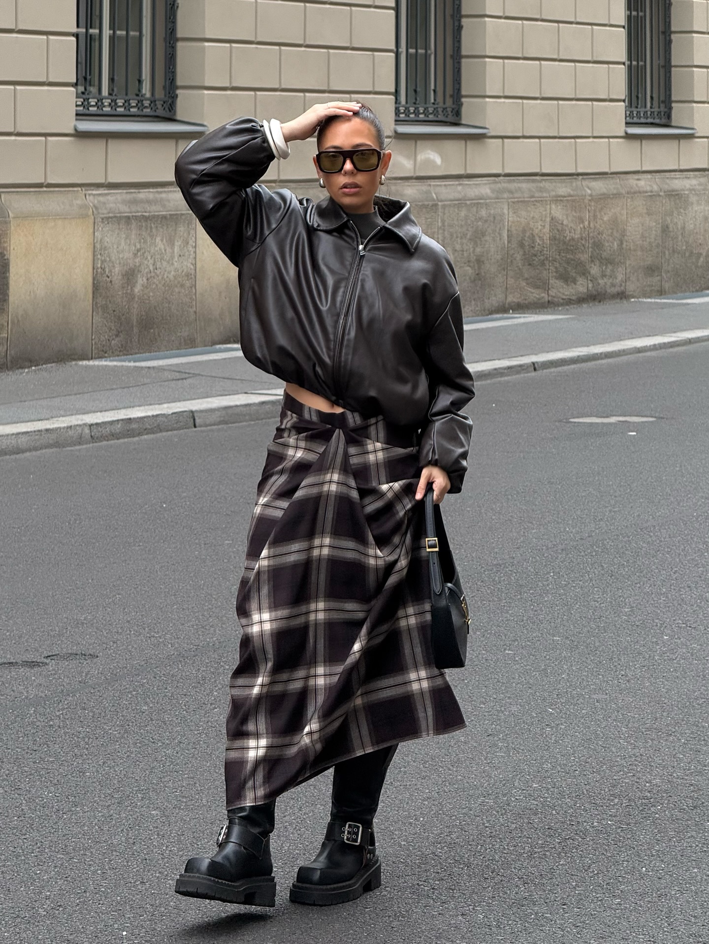 Shoulder bag with buckle - Women's fashion | Stradivarius