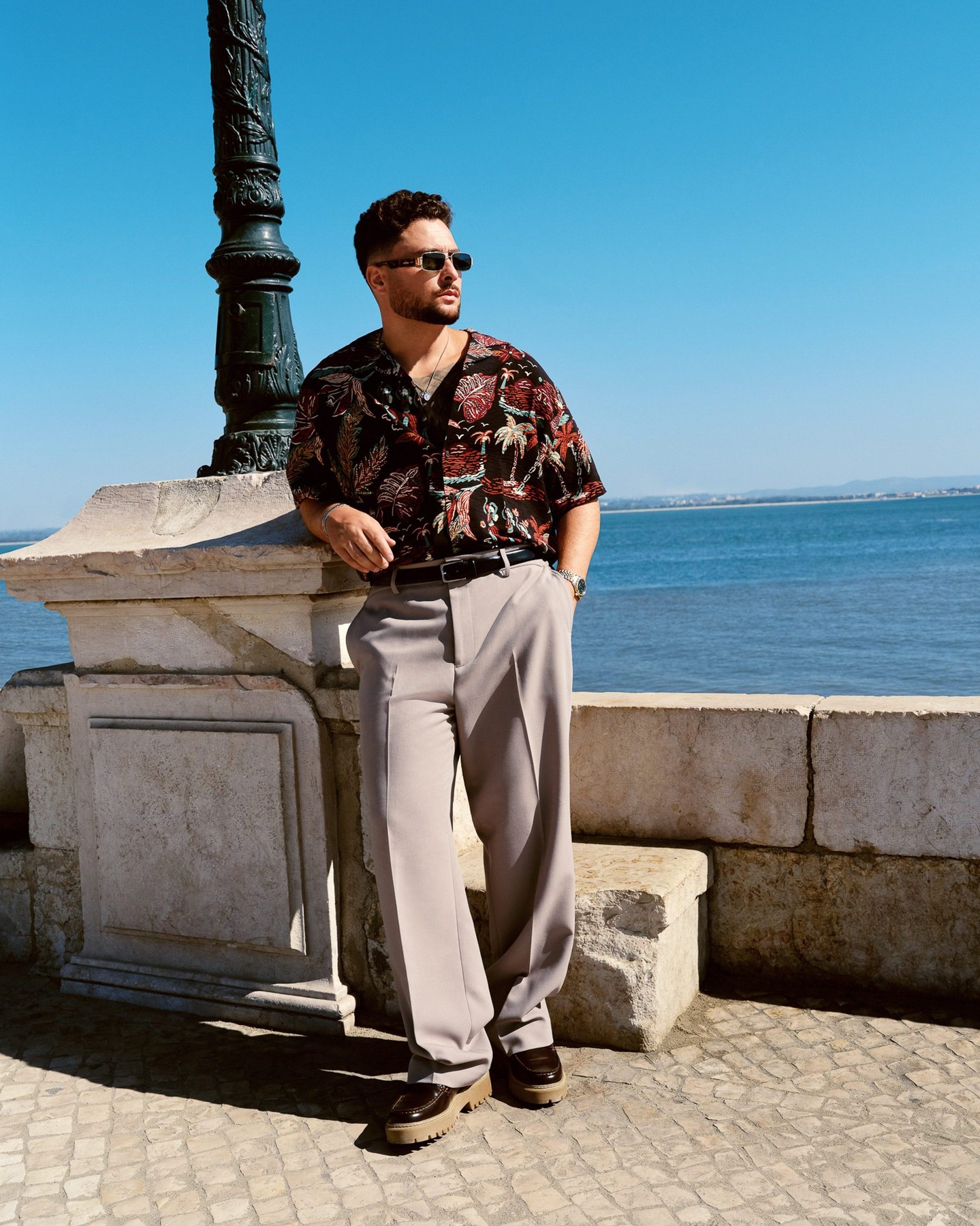 A little print, a lot of ease.
This one just works.

#johnnybigg #menswear #bigandtall #mensstyle #mensfashion #outfit #styleinspo