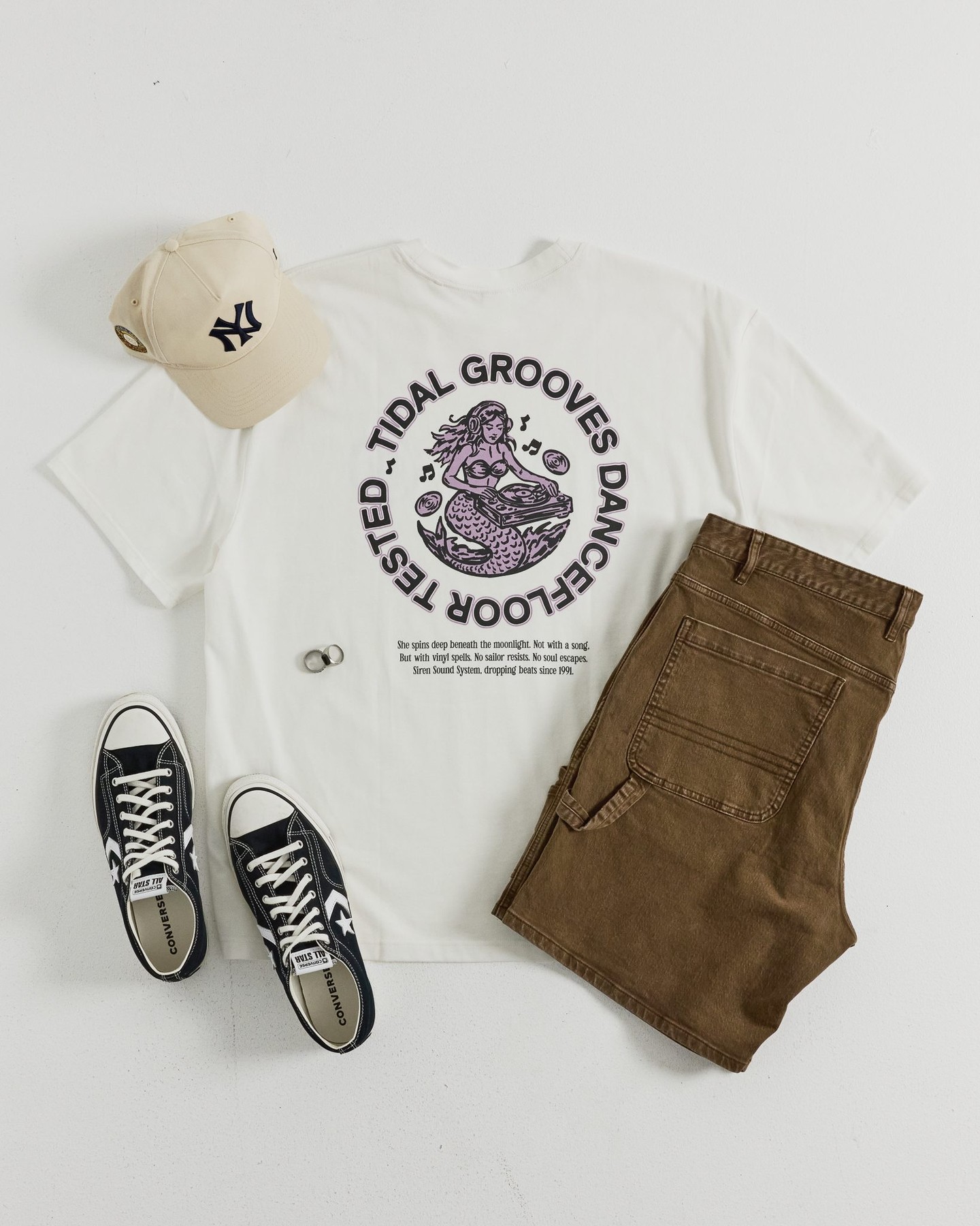 Graphic Tee + Kendrick Carpenter Short. On repeat all season.