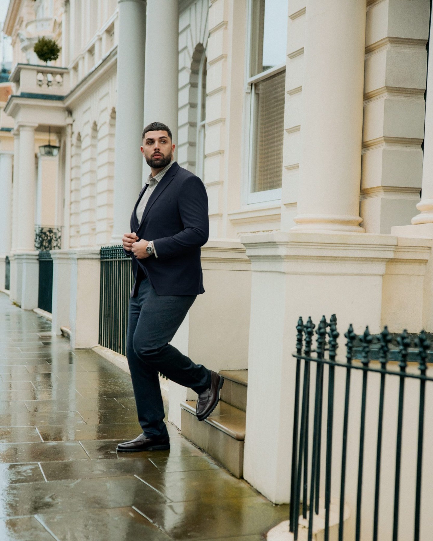 New smart layers.

Built for the shift from autumn through winter, with refined tailoring, versatile layers and confident fits made for whatever the day brings.

#johnnybigg #menswear #bigandtall #autumnwinter #seasonshift