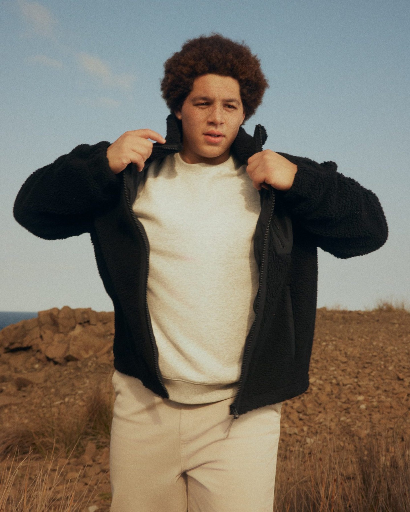 Season shift.

Built for the move from autumn through winter, with easy layers, clean textures and confident fits that work when the temperature drops.

#johnnybigg #menswear #bigandtall #autumnwinter #seasonshift