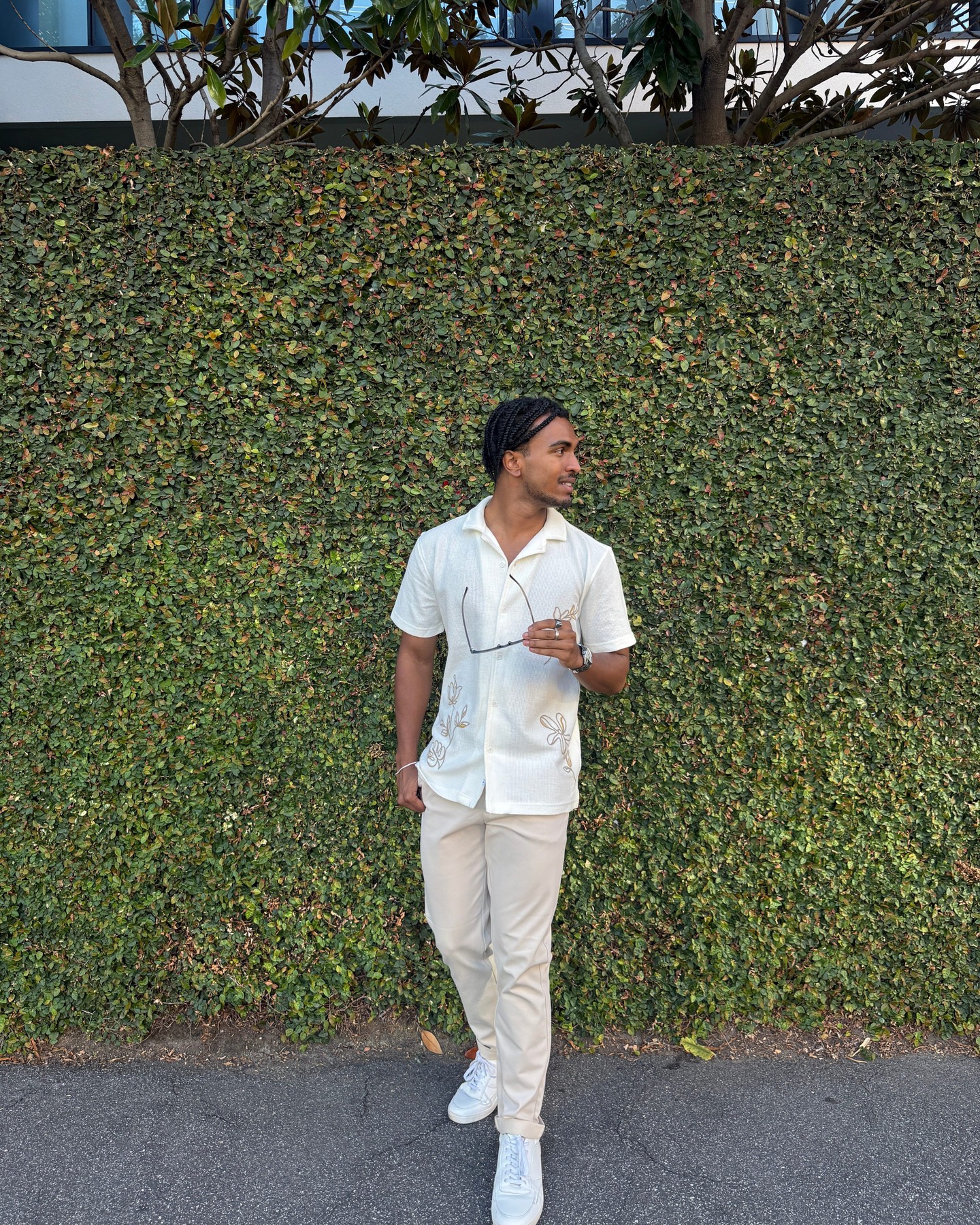 Clean lines. Neutral tones. Maximum compliments. As seen on @kenanseebah