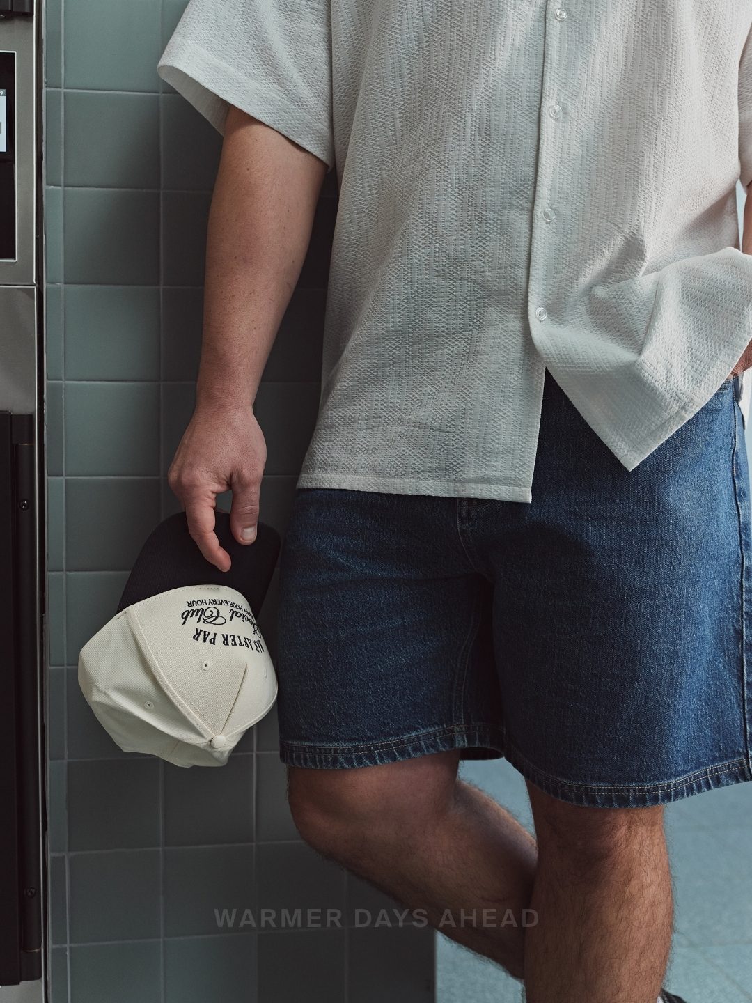 Warmer days are on the horizon, and the Griffin Relaxed Fit Shirt is the perfect layer for now and later. 

Lightweight, versatile and effortlessly wearable, it's the piece you'll reach for season after season. 

#JohnnyBigg #BigandTall #Menswear #MensOutfits #TallMen