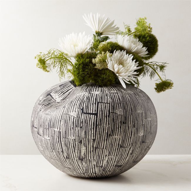 FRGMT M'Quve's Vase Black White セット 1737006120.955397881298.jpeg